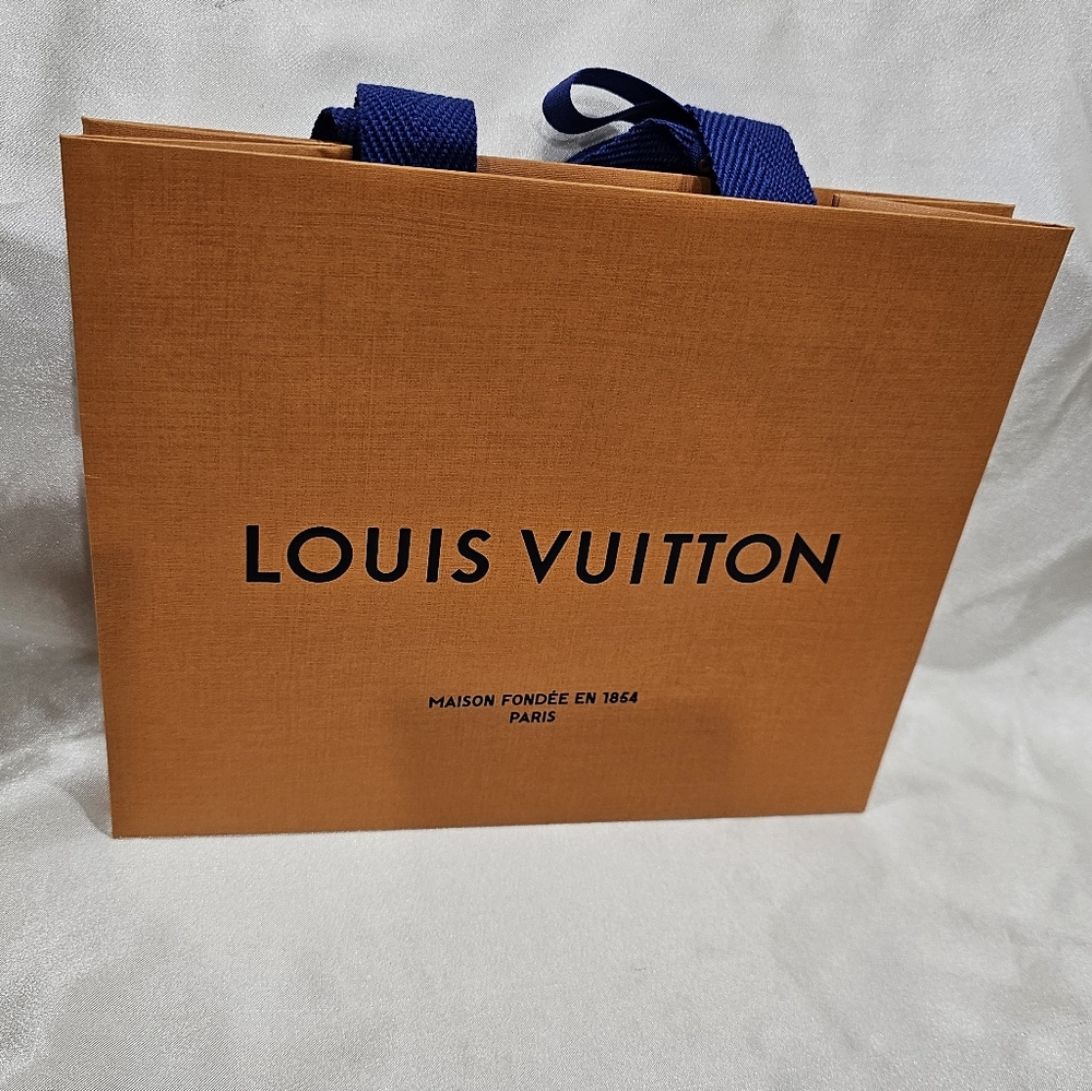 Louis Vuitton Shopping Bag "Stuff the Bag" Full of Goodies from Posh Sellers! - Picture 2 of 10